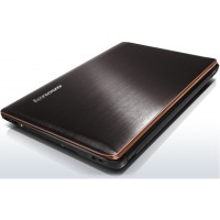 Lenovo IdeaPad Y570 086225U